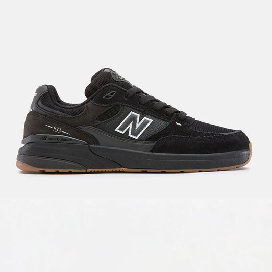 Andrew Reynolds 933 (Black/Black)