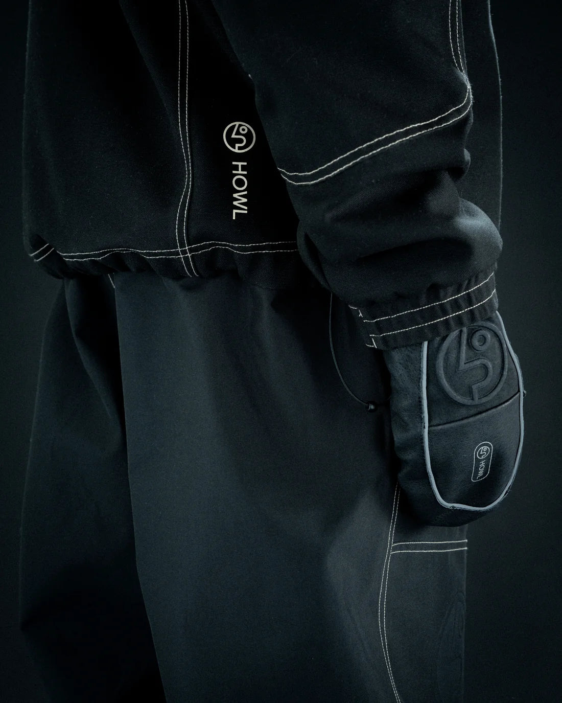 Highland x Public Mitt (Black)