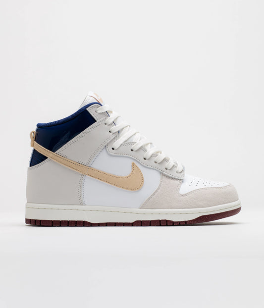 Dunk High Pro x Beyond (White/Ivory/Sand Dune/Blue Void)