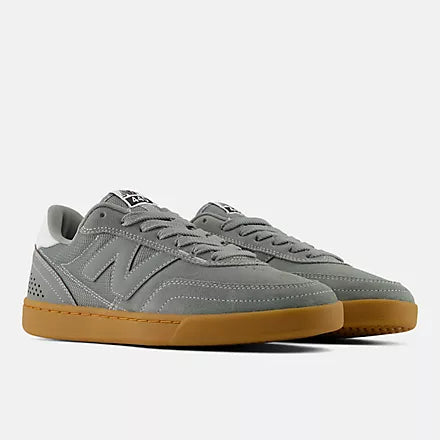 440v2 (Grey/White)
