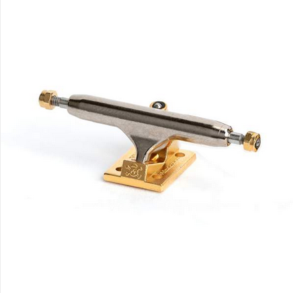 Blackriver Fingerboard Trucks Wide 3.0 32mm (silver/gold)