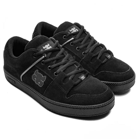Cricket (black)