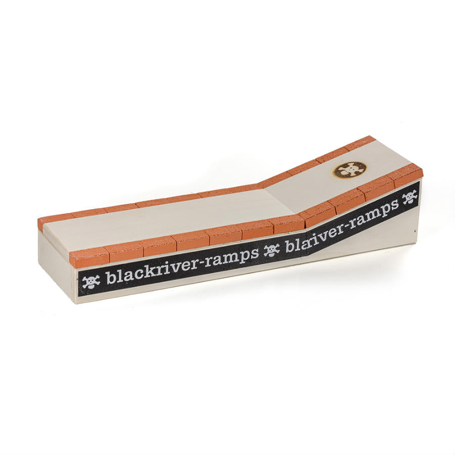 Brick Curb Fingerboard Ramp